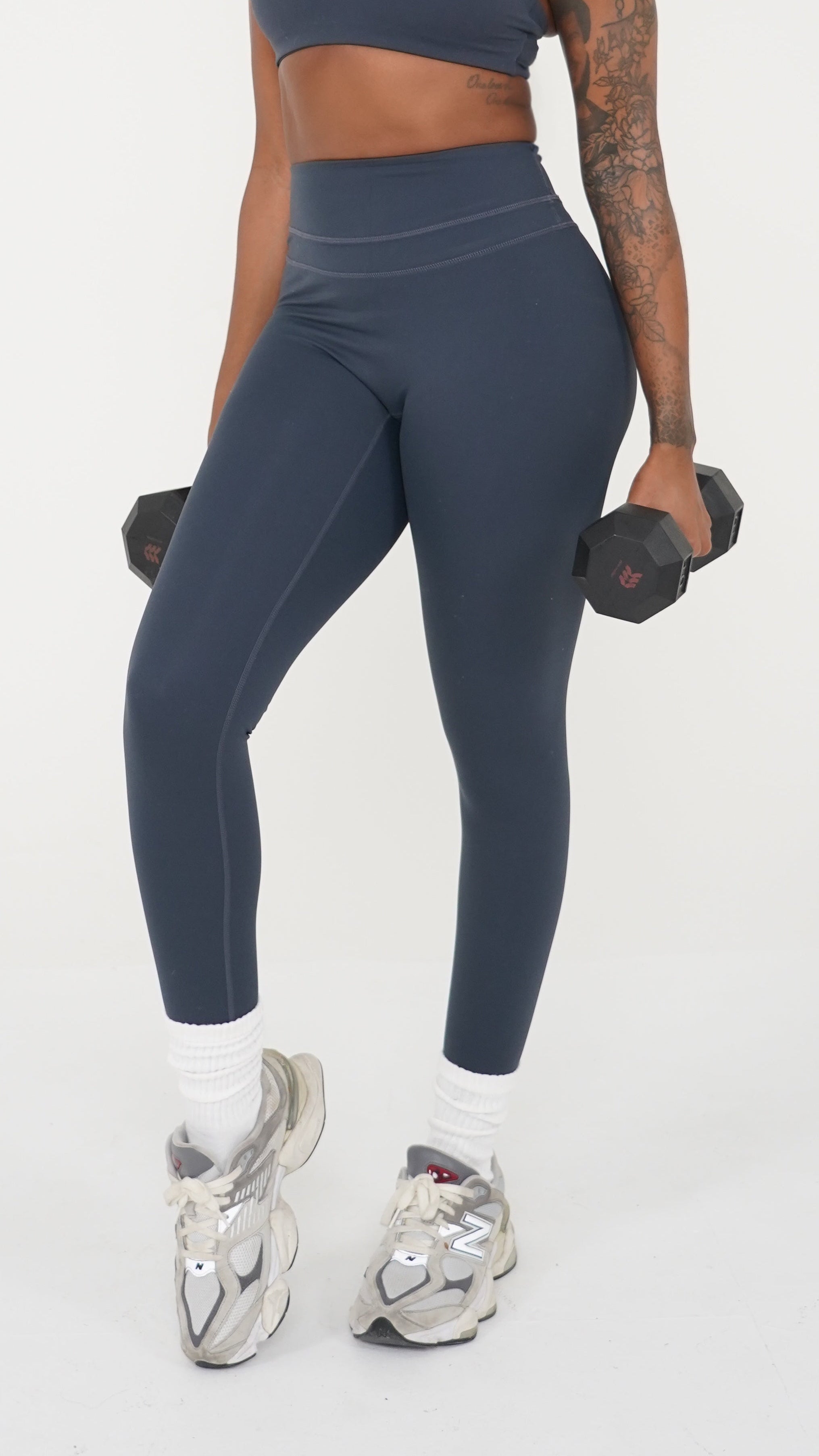 The Elevate Duo Stitch Legging